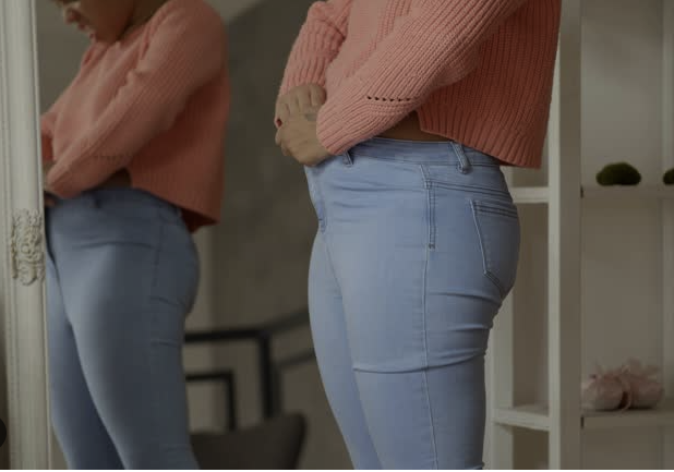 Read more about the article The Secret to Feeling Confident in Clothes (Even If Your Body’s Changed)